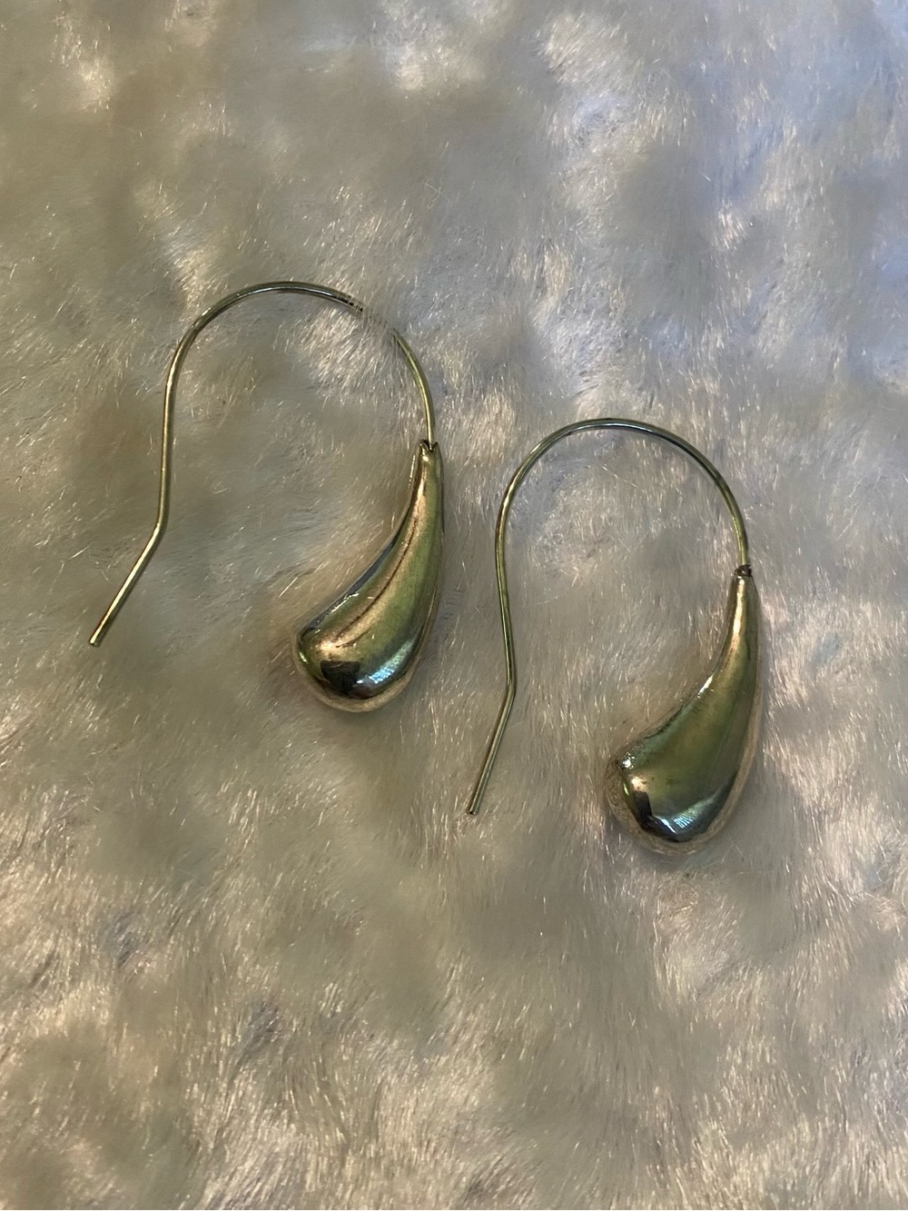 🍀VTG Sterling Silver Teardrop Hook Earrings